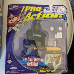 Hasbro Ken Griffey, Jr. 1998 Seattle Mariners  Baseball action figure sports